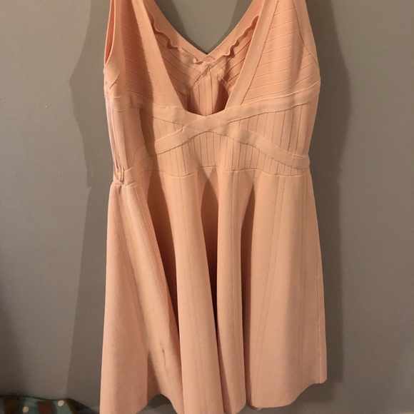 Blush Guess dress - Picture 4 of 5